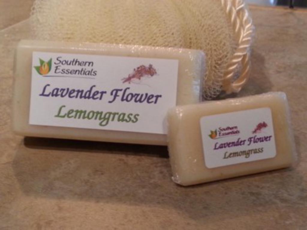 Lavender_flower_lemongrass_soap